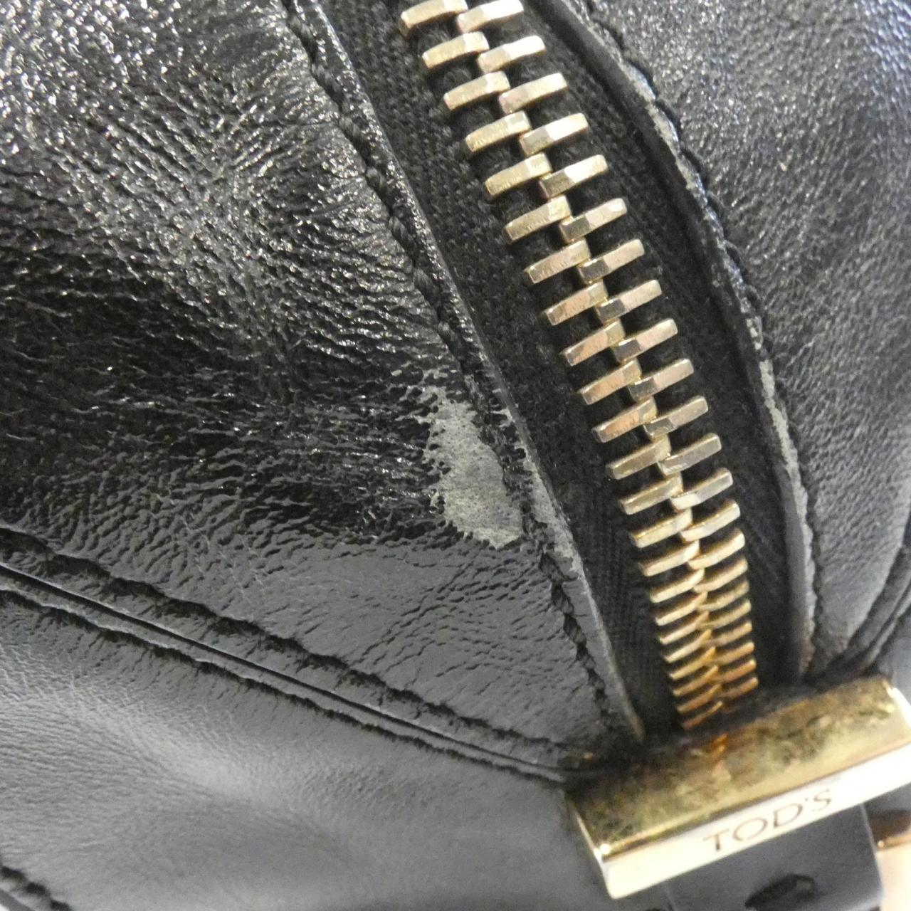 トッズ レザー ハンドバッグ