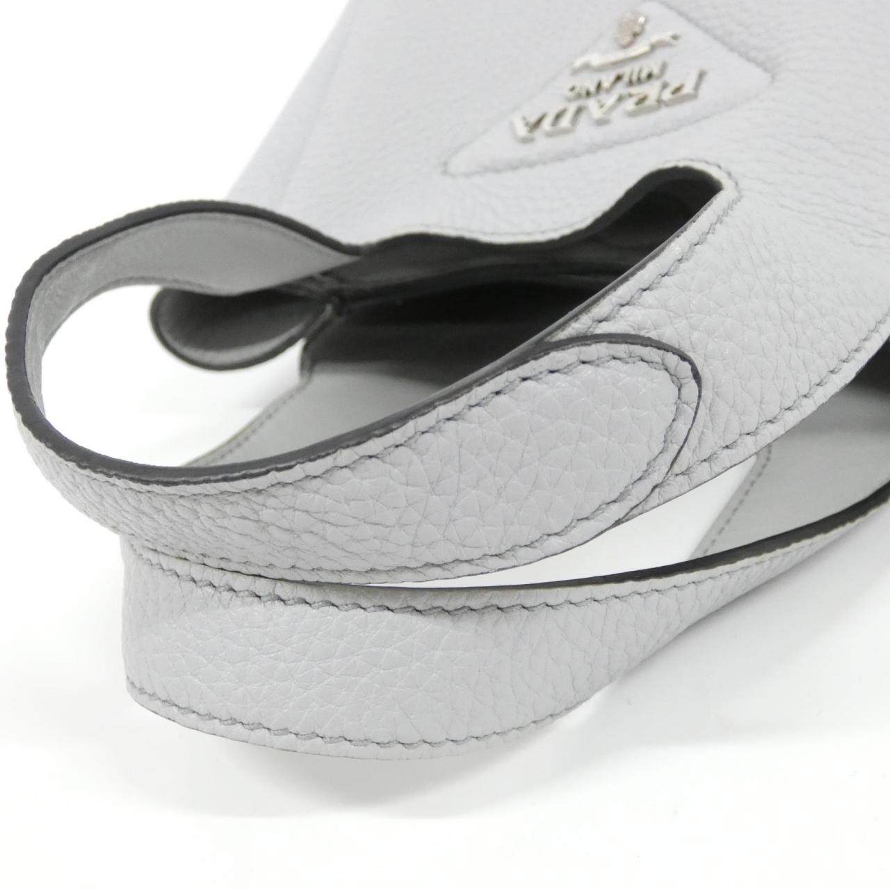 プラダ VIT.DAINO SOFT バッグ