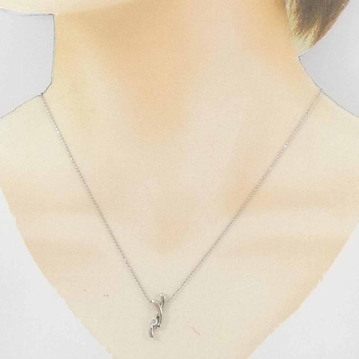 プラチナ ダイヤモンド ネックレス