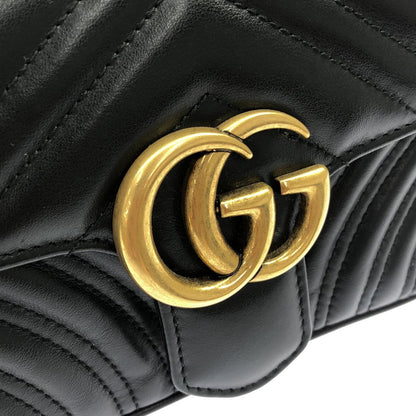 グッチ GGマーモント キルティングシェブロンレザー ショルダーバッグ
