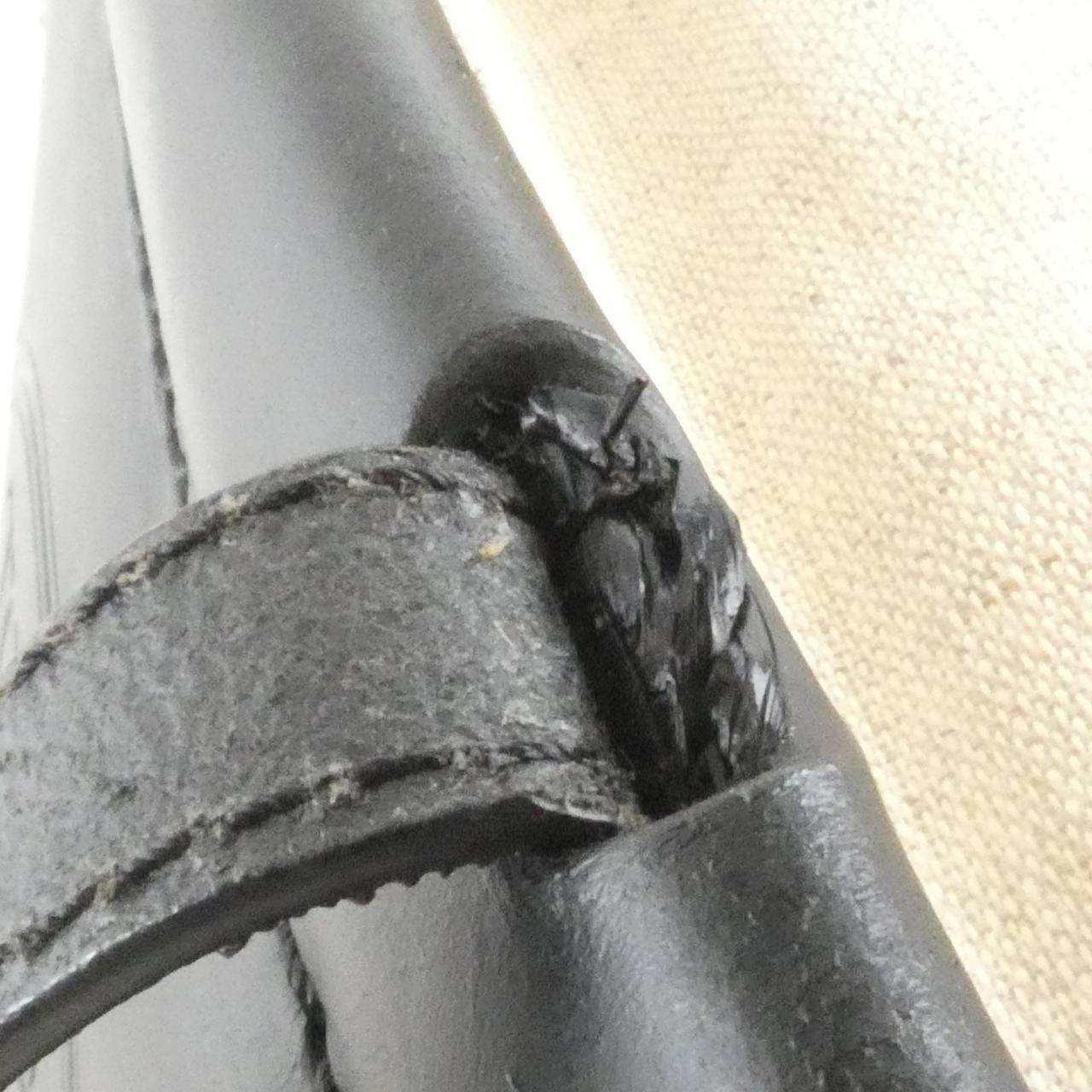 トッズ ストロー レザー ショルダーバッグ