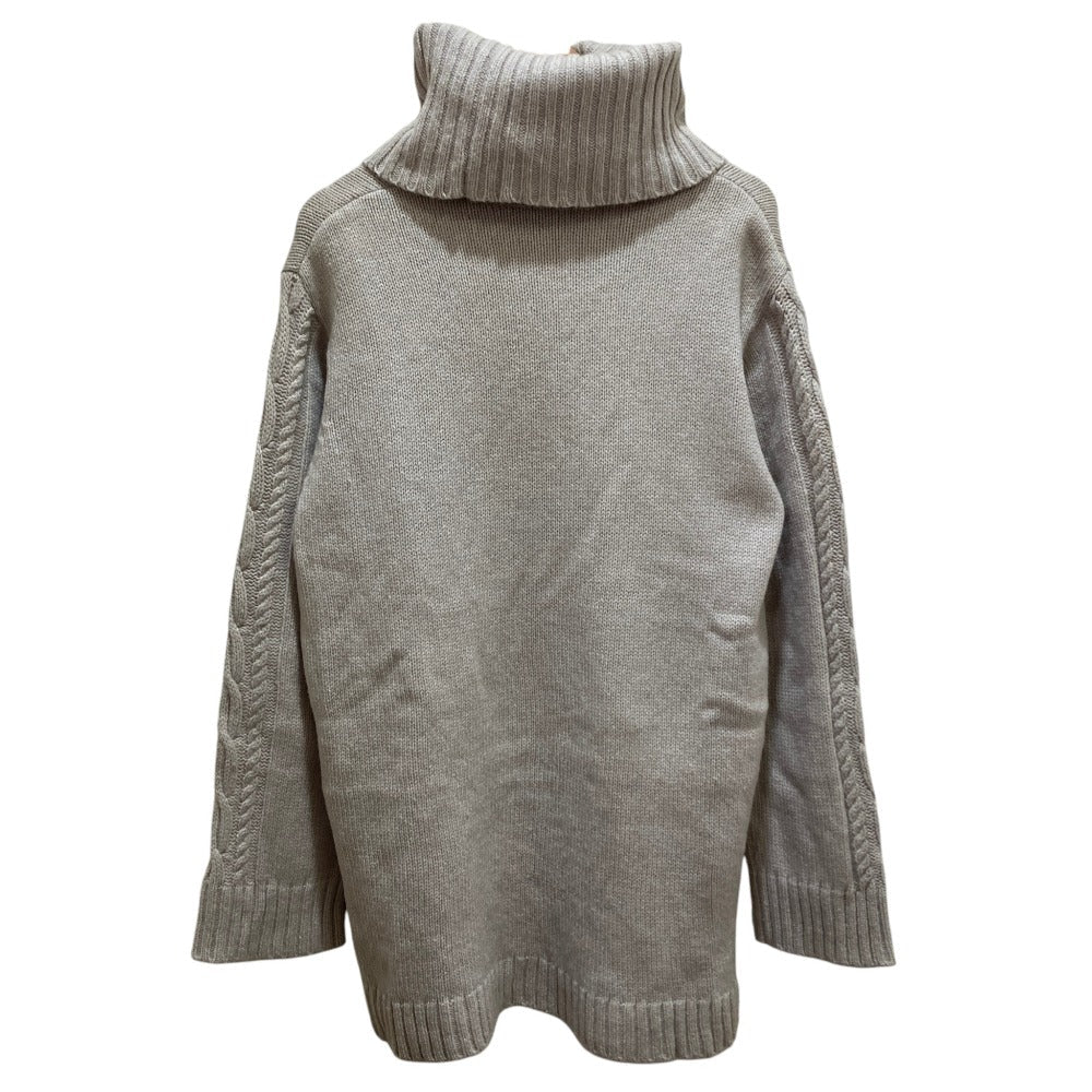フォクシーニューヨーク カシミヤブレンドタートルネックニット