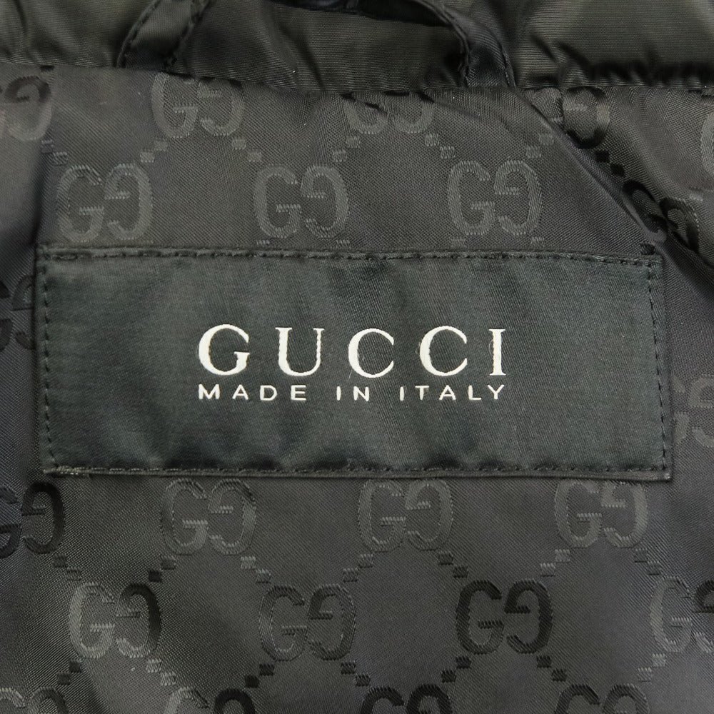 グッチ クレストワッペン ダウンジャケット