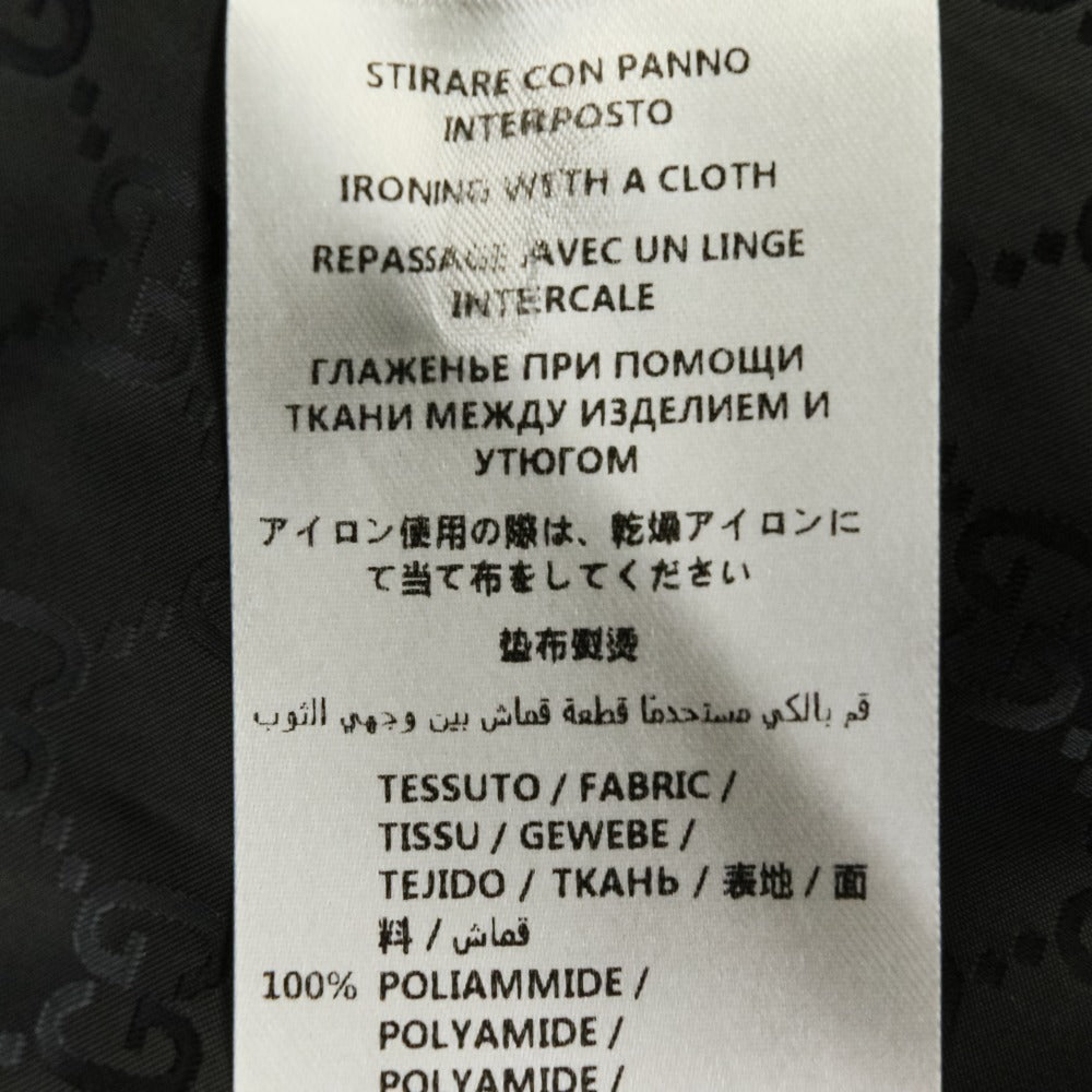 グッチ クレストワッペン ダウンジャケット