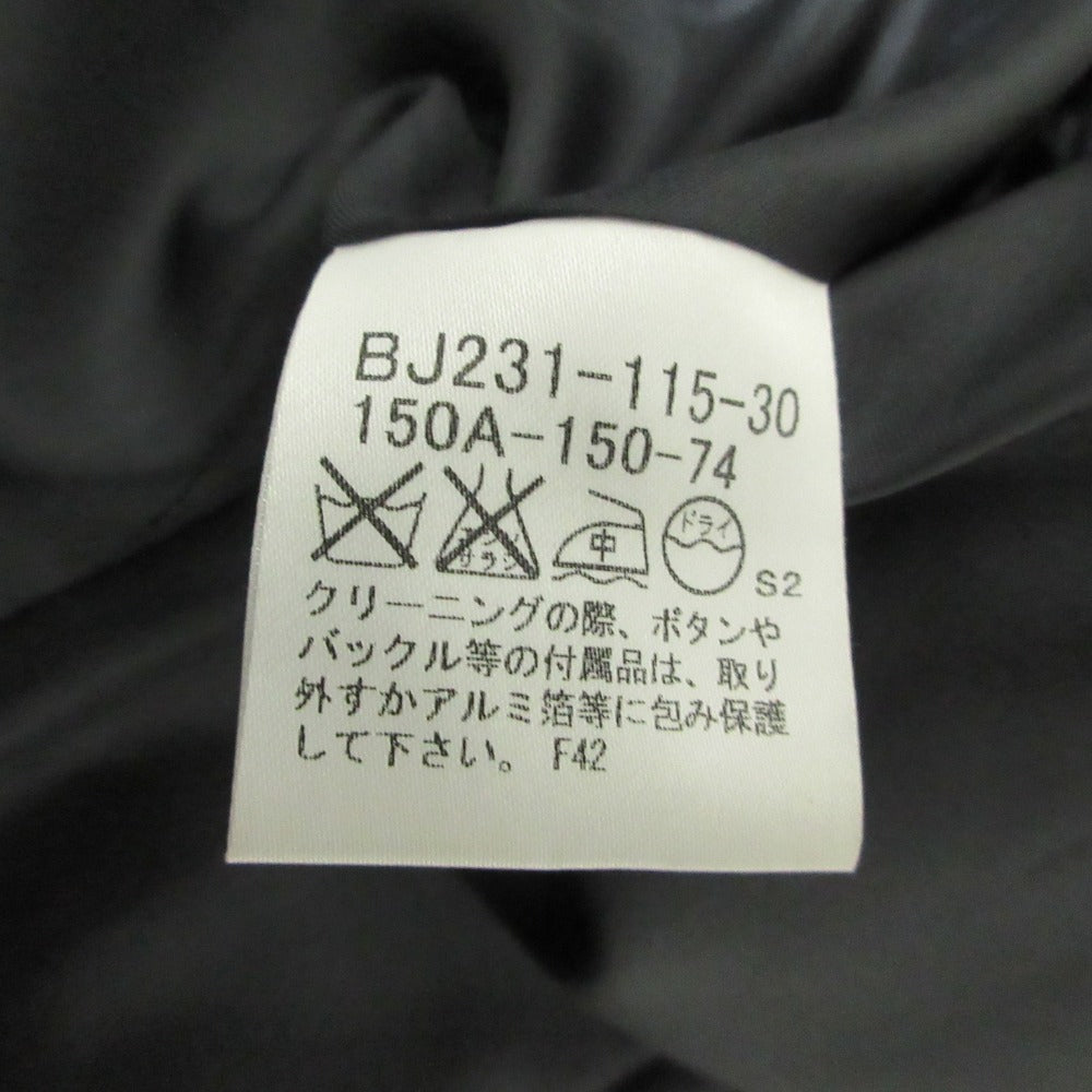 バーバリー エンブレム刺繍ニットジャケット