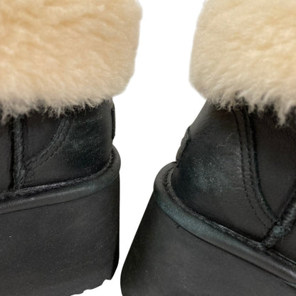 アグ ESMEE LEATHER レースアップブーツ