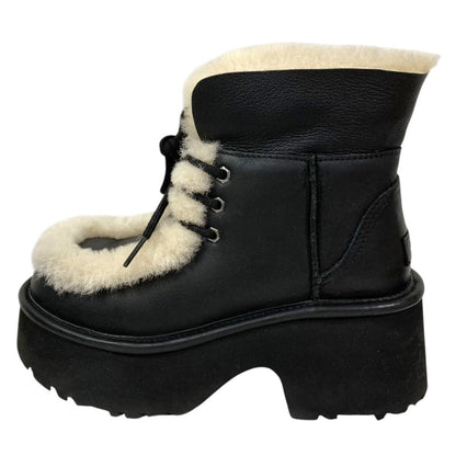 アグ ESMEE LEATHER レースアップブーツ