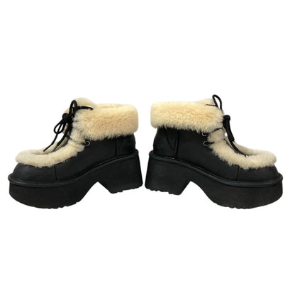 アグ ESMEE LEATHER レースアップブーツ