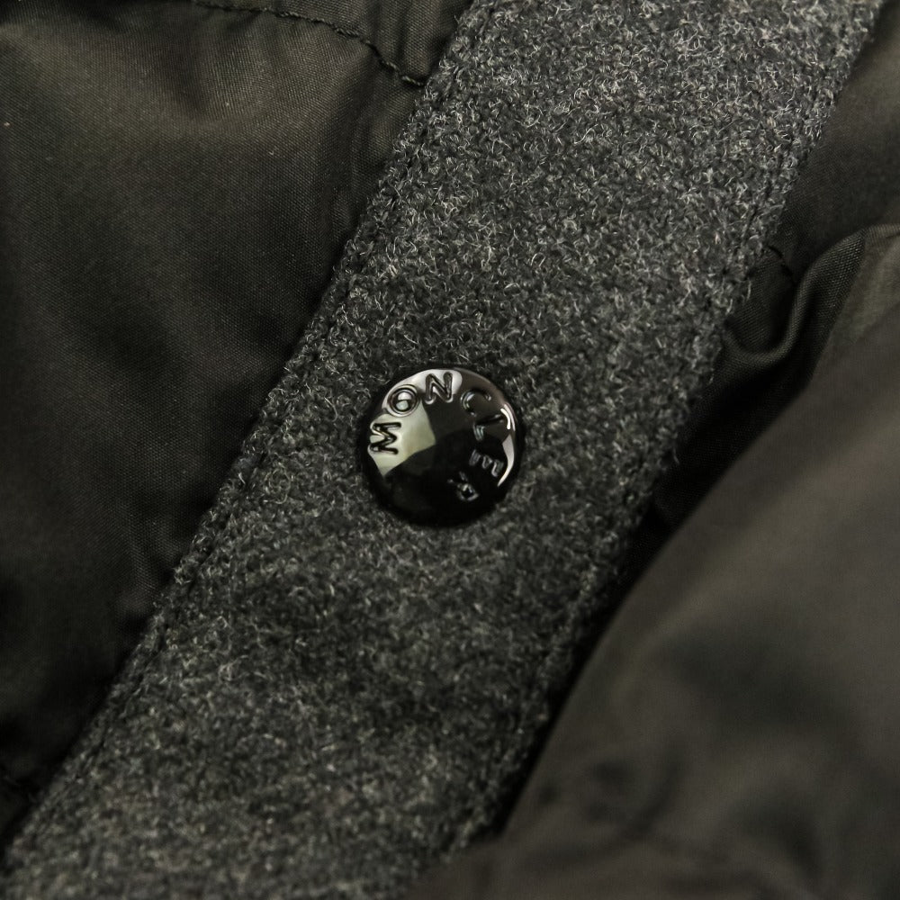 モンクレール CAMICIA ウールダウンジャケット