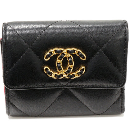 シャネル CHANEL19 スモール フラップ ウォレット ラムスキン