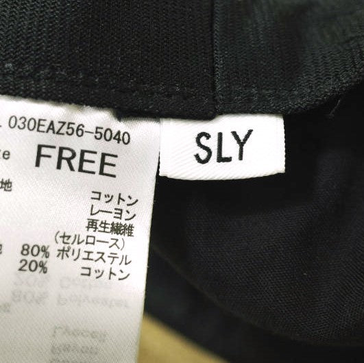 SLY チェッカー コーデュロイ バケット ハット ベージュ