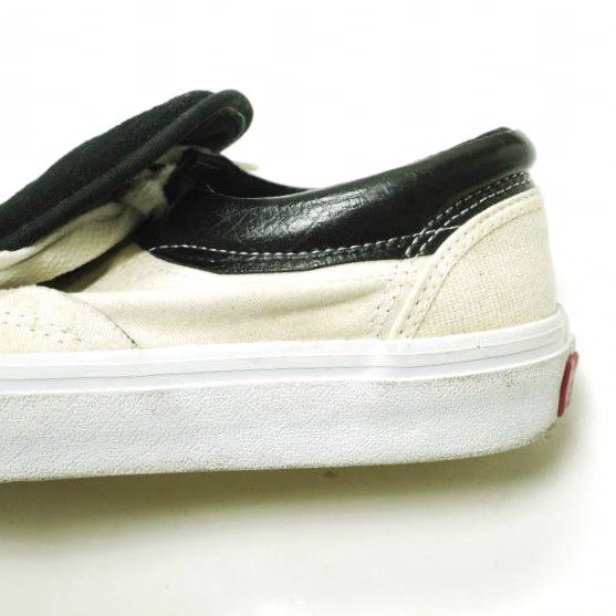 ヴァンズ V36 Reverse Old Skool キャンバススニーカー