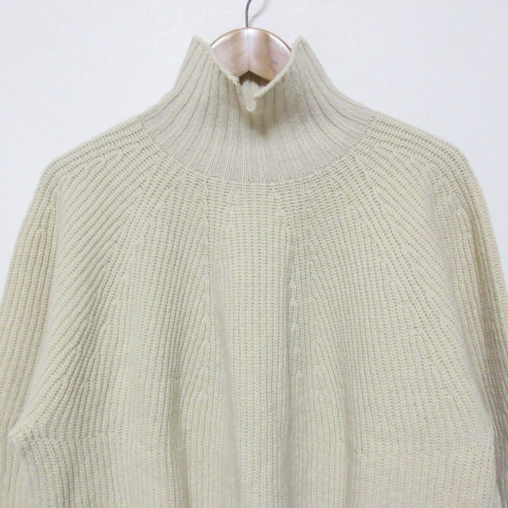 アンフィル SUPERFINE LAMBS CHENILLE リブハイネックニット