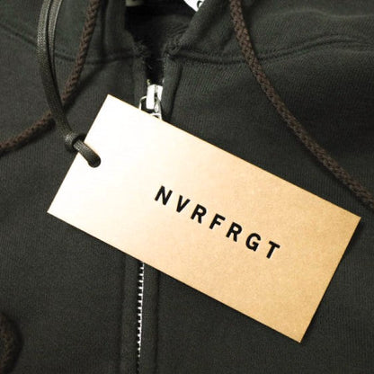 NVRFRGT パネル ジップアップ フーディー オーガニック コットン
