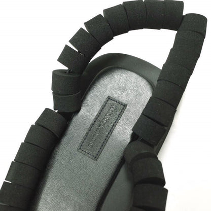 Hender Scheme トングカウレザーサンダル