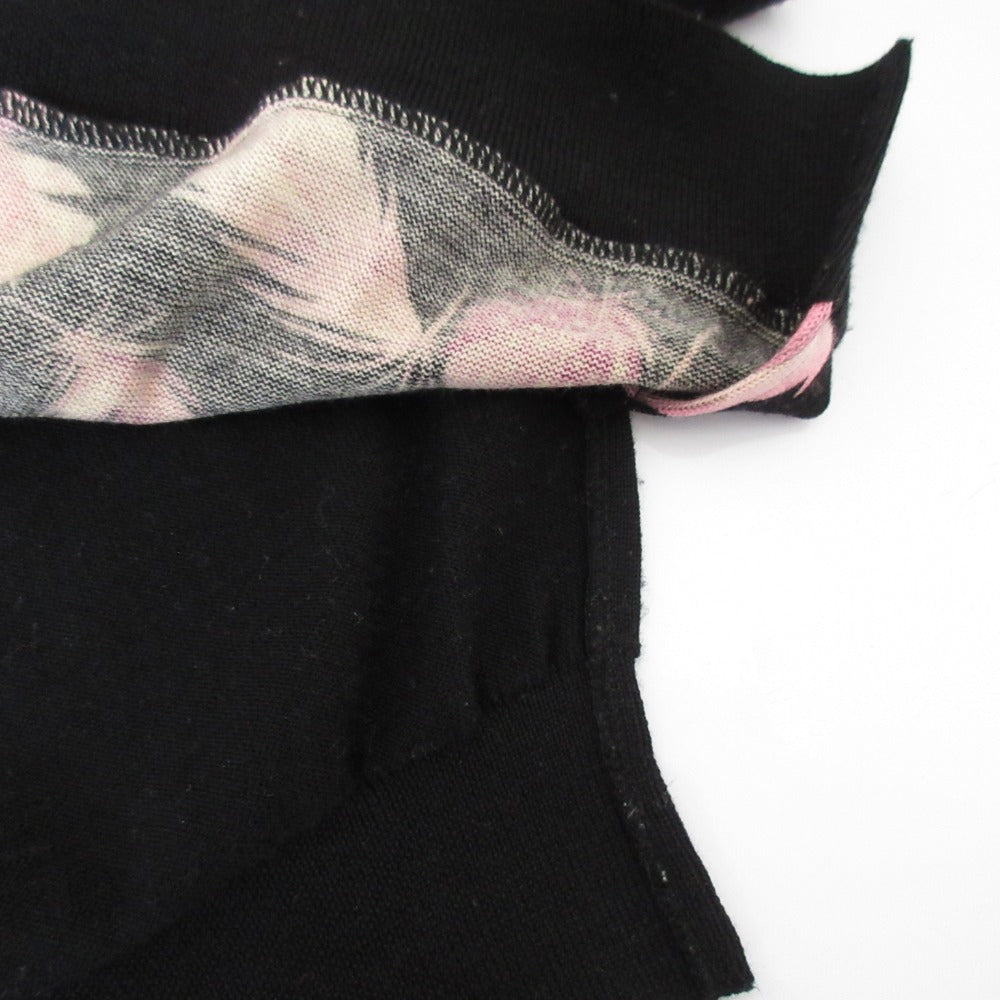レオナールスポーツ フェザー柄ニットタートルネックセーター