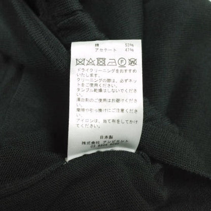 TAN シグネチャー ツイスト ドレス&クロップド Tシャツ