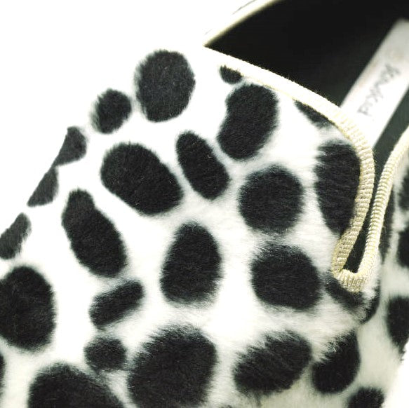 シューシャ TRAGARA DALMATIAN ベロアシューズ