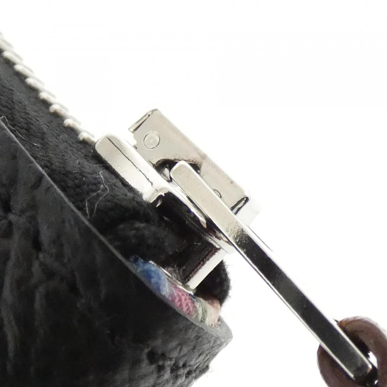 エルメス EN LIBERTE シルクインコンパクト エプソンシルク財布