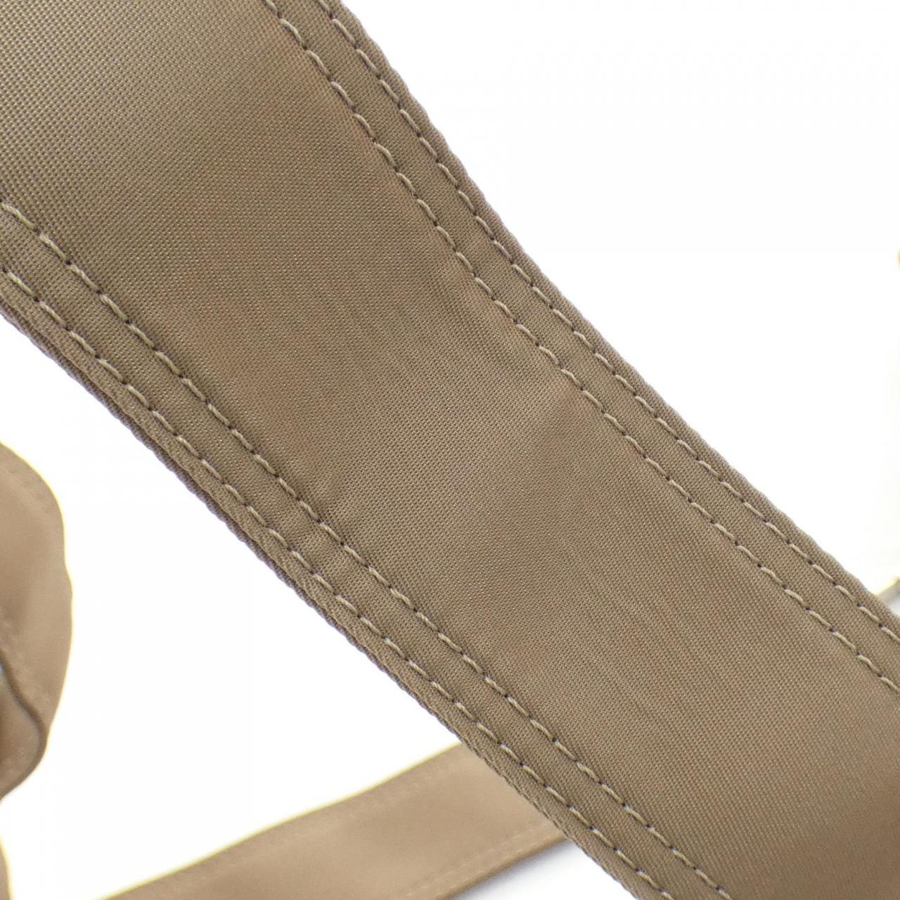 フェンディ ピーカブー アイ シー ユー ナイロン バッグ