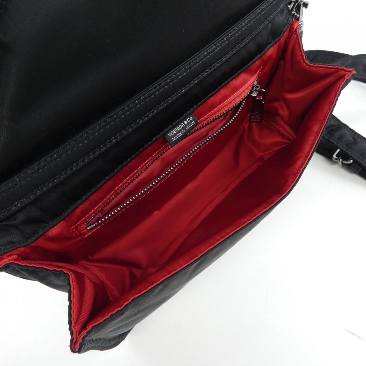 ヴァレンティノガラヴァーニ PORTER レザーショルダーバッグ