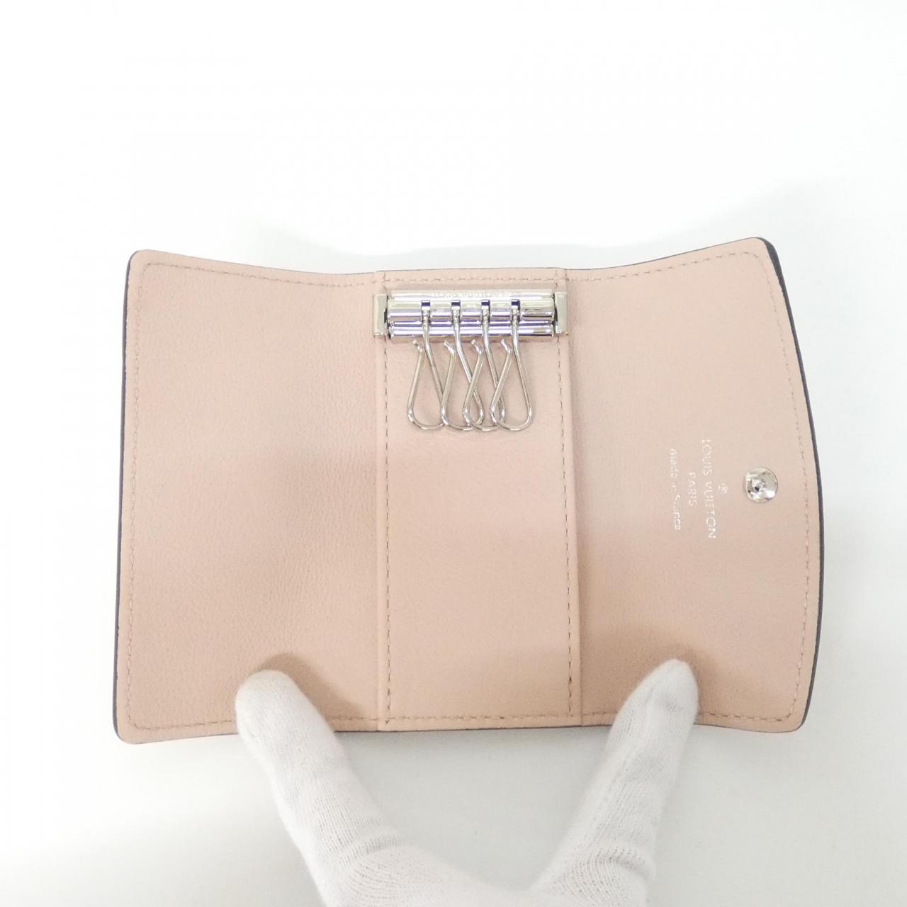 ルイ ヴィトン マヒナ カーフ キーケース