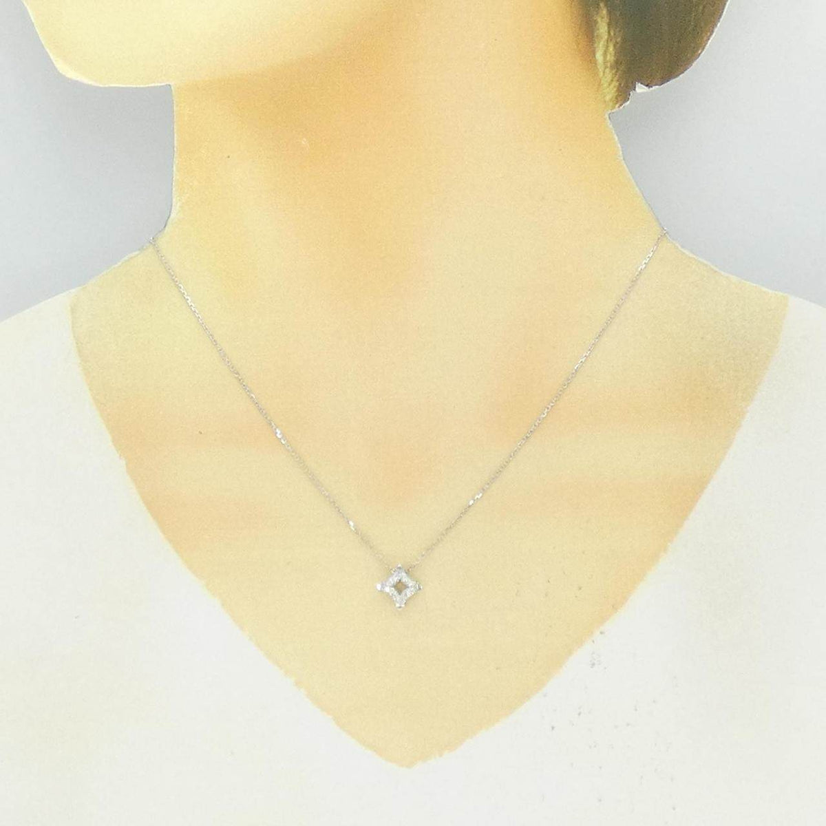750ホワイトゴールドダイヤモンドネックレス