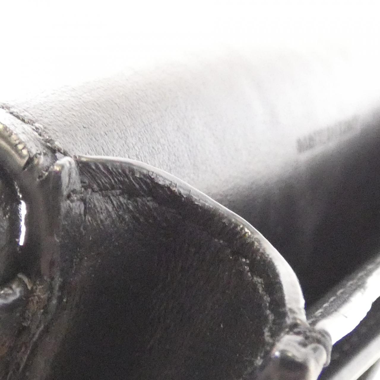 セリーヌ トリオンフ キャンバス スマホケース