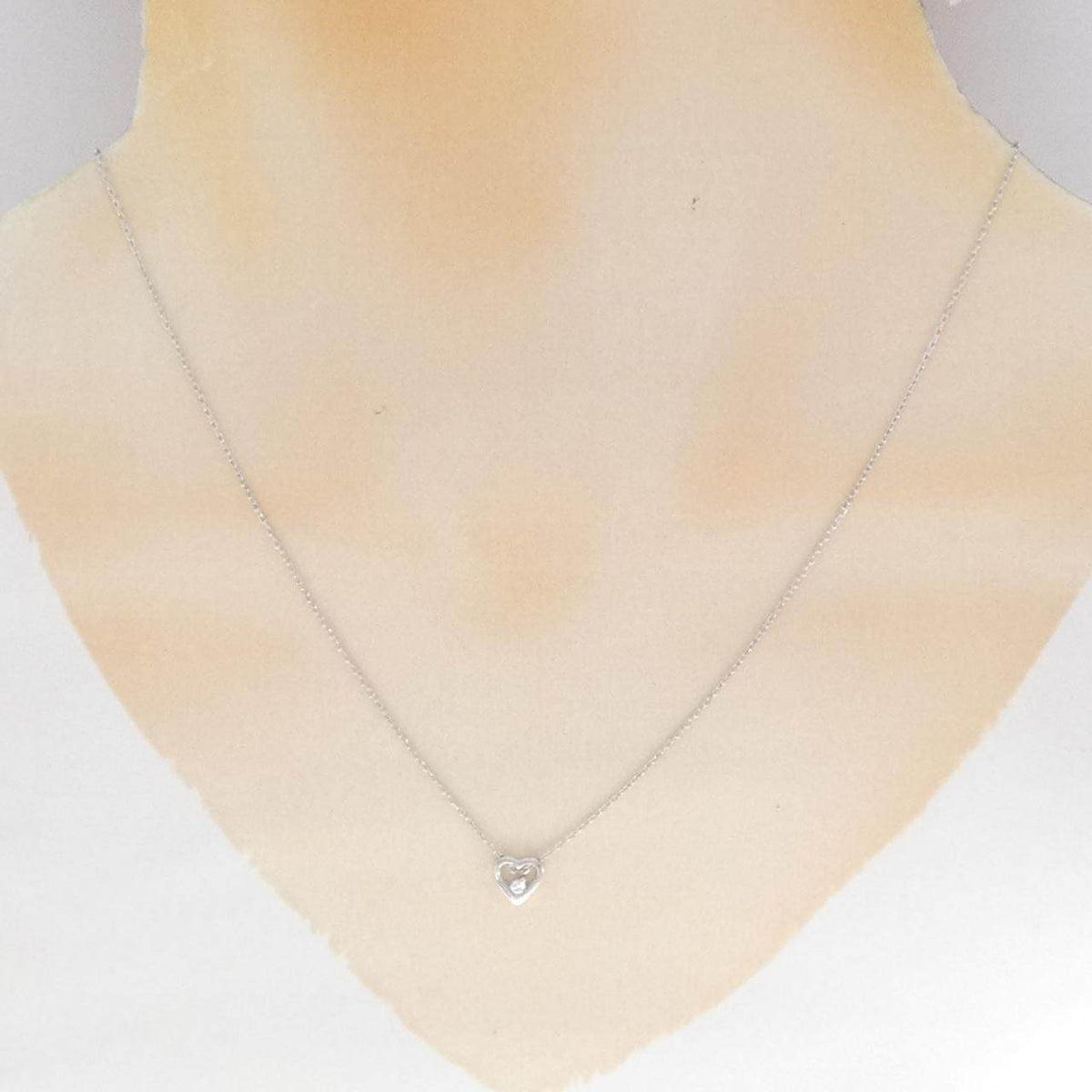K18ホワイトゴールドダイヤモンドネックレス