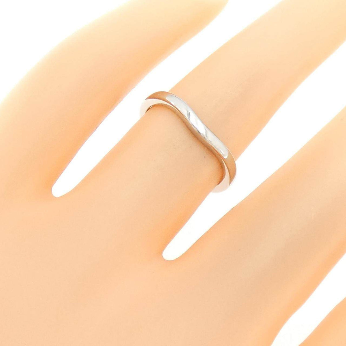 カルティエ バレリーナ プラチナ リング 7号