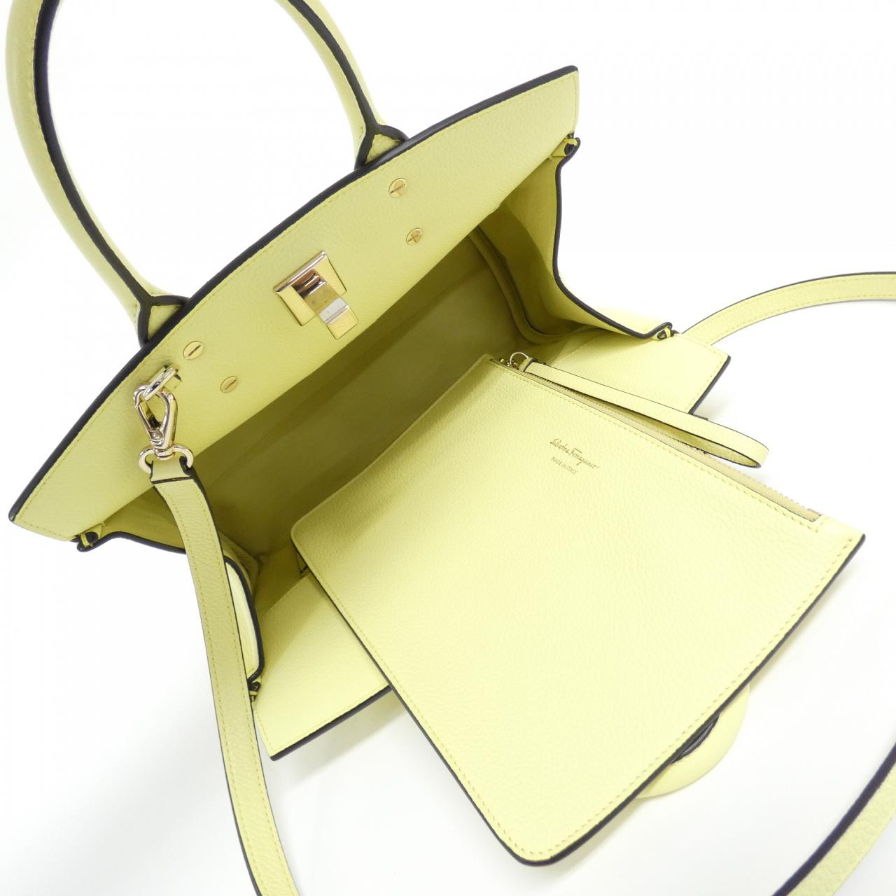 サルヴァトーレ フェラガモ THE STUDIO カーフ バッグ