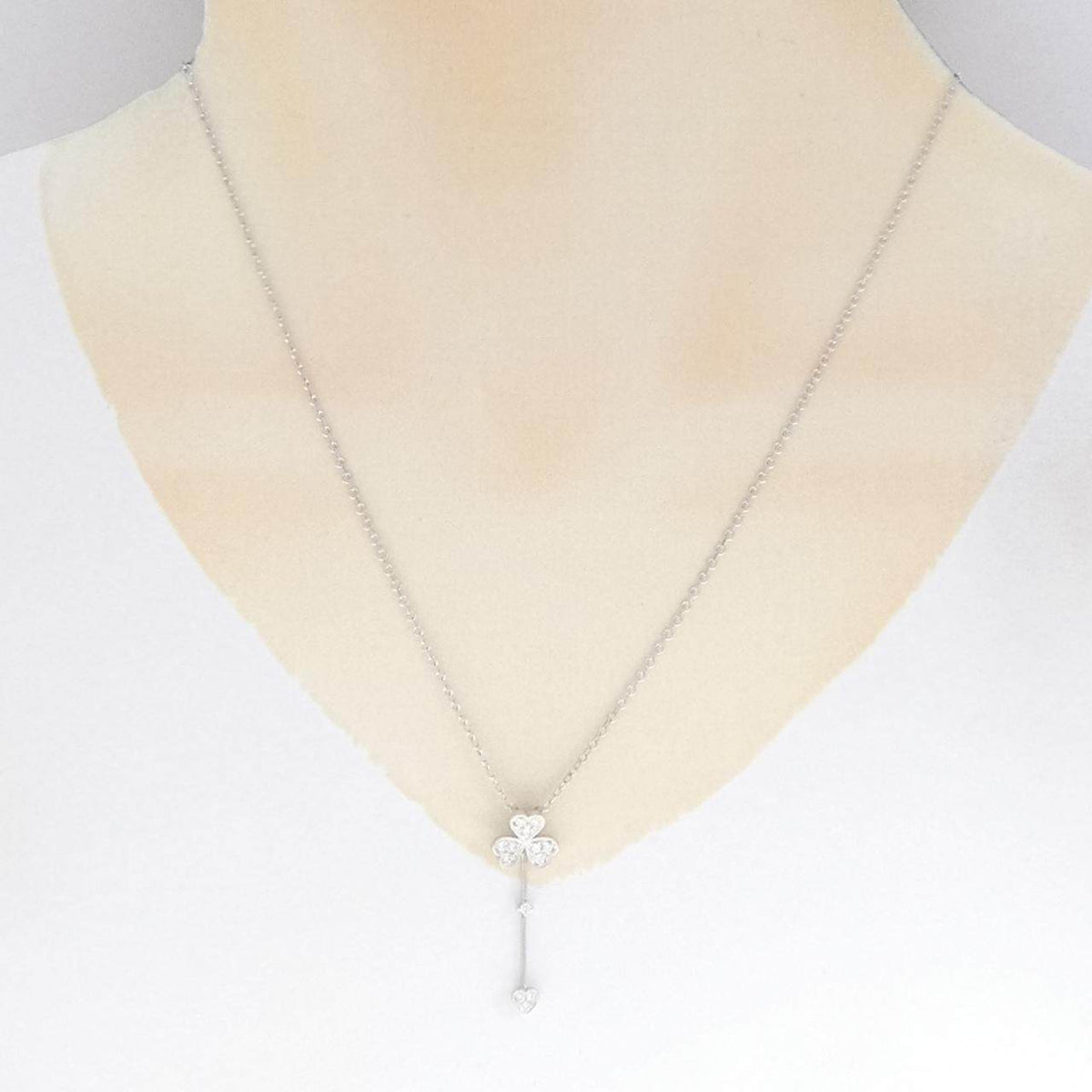 Pt900 Pt850 クローバーハートダイヤモンドネックレス