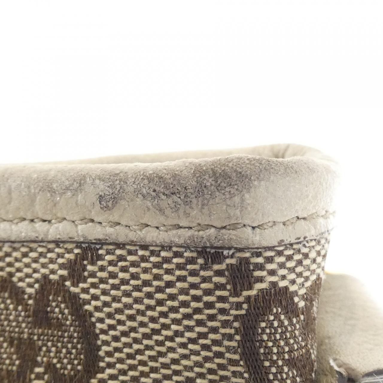 グッチ GGキャンバス ショルダーバッグ