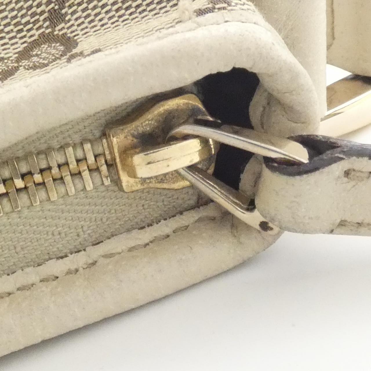 グッチ GGキャンバス ショルダーバッグ