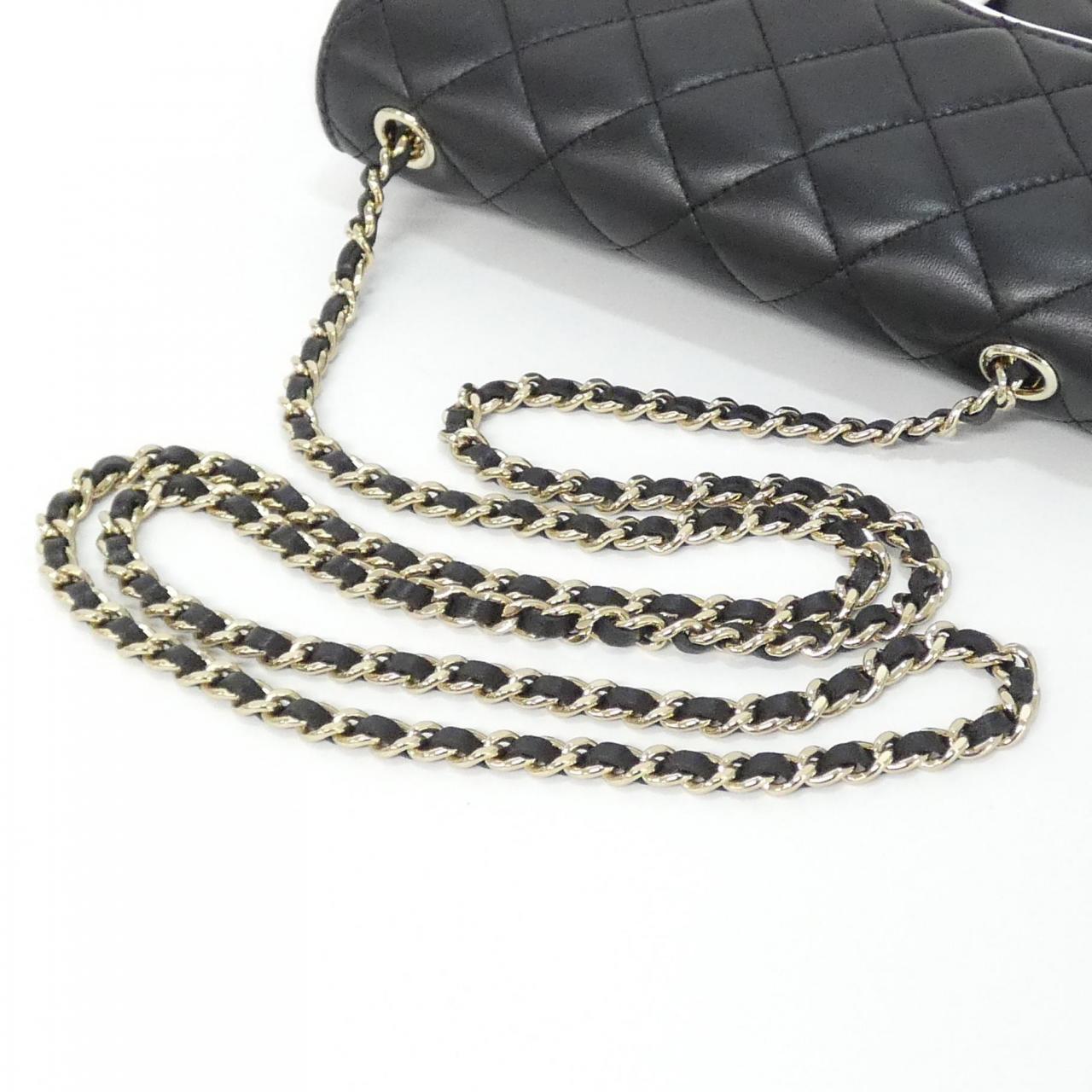 シャネル AS4511 ラムスキン チェーン ウォレット