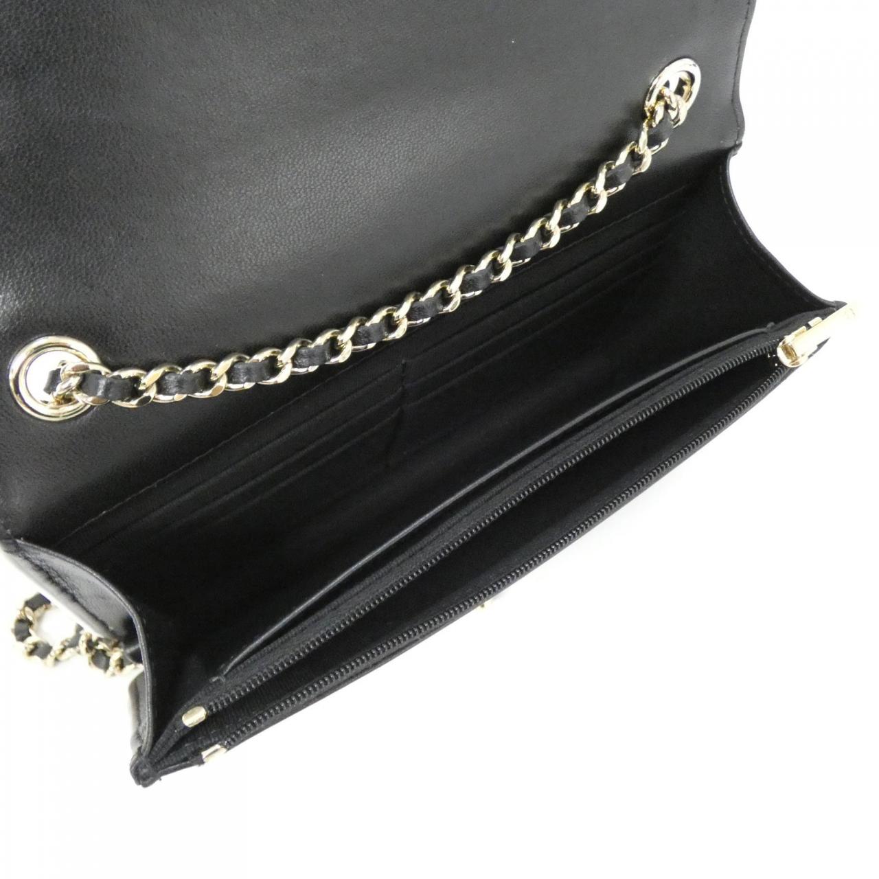 シャネル AS4511 ラムスキン チェーン ウォレット