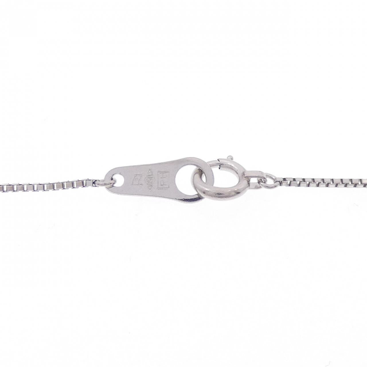 プラチナダイヤモンドネックレス