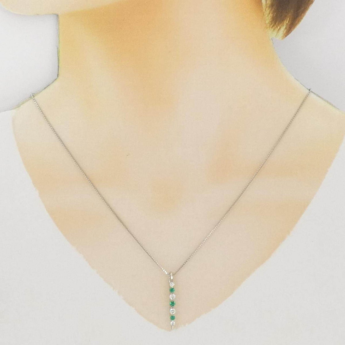 PT900 PT850 エメラルドダイヤネックレス