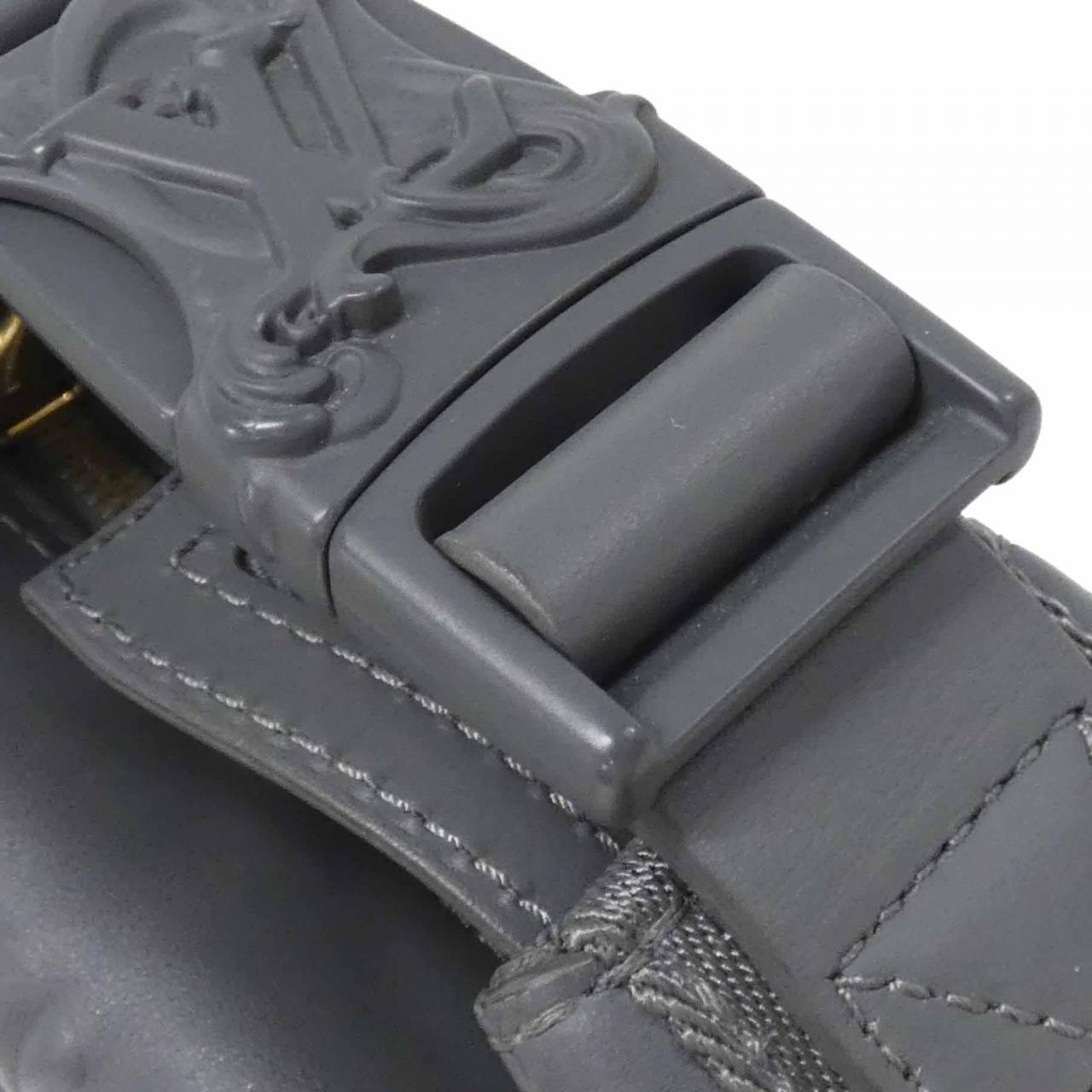 ルイヴィトン LVオーナメント クルーザー メッセンジャー カーフ ショルダーバッグ