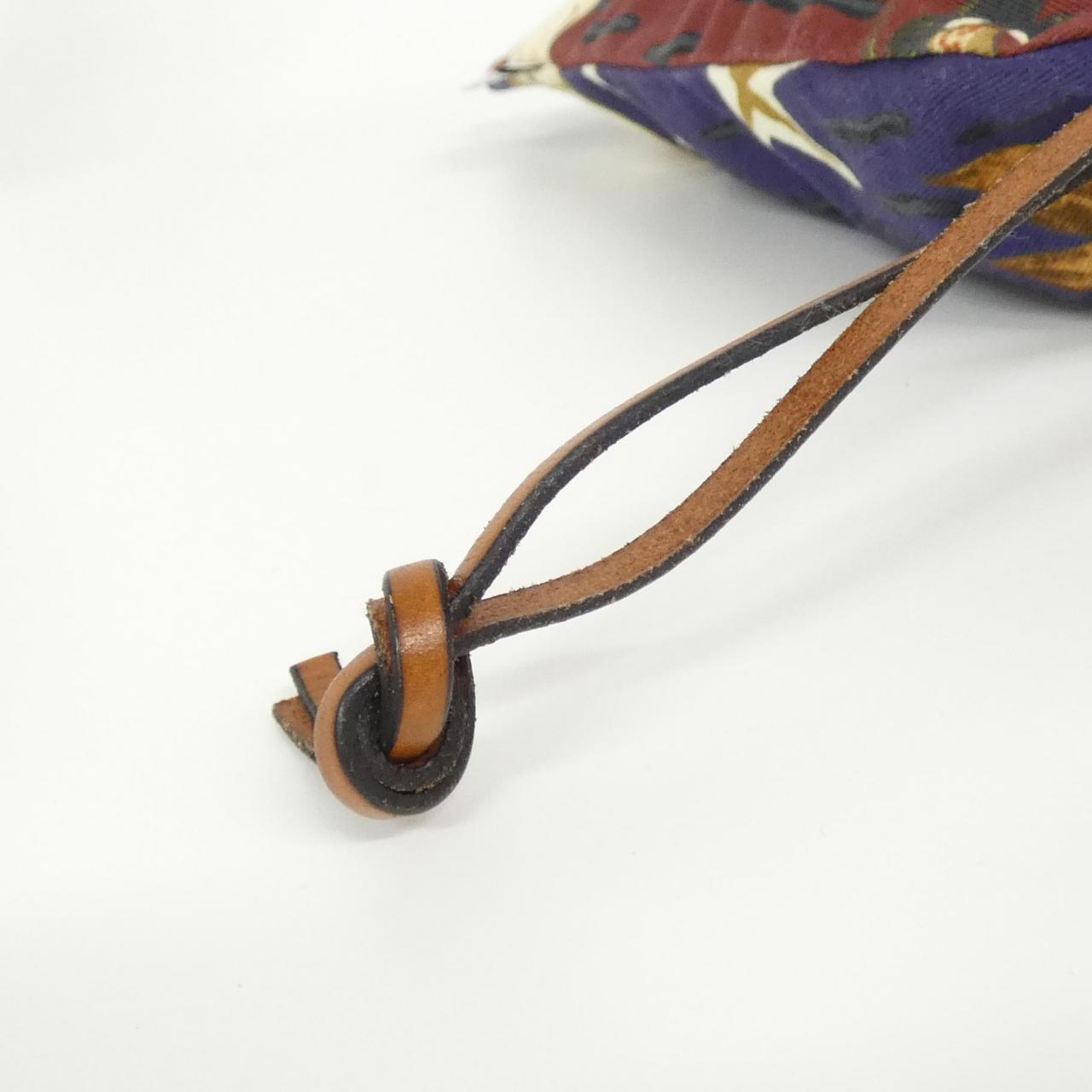 ロエベ Paula Drawstring Pouch キャンバス ポーチ