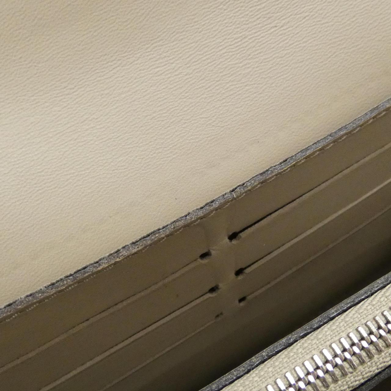 ルイ・ヴィトン マヒナ ロング財布