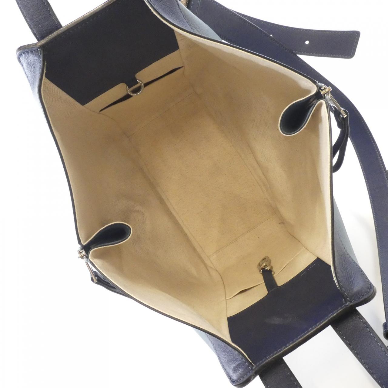 ロエベ ハンモックスモール カーフ ショルダーバッグ