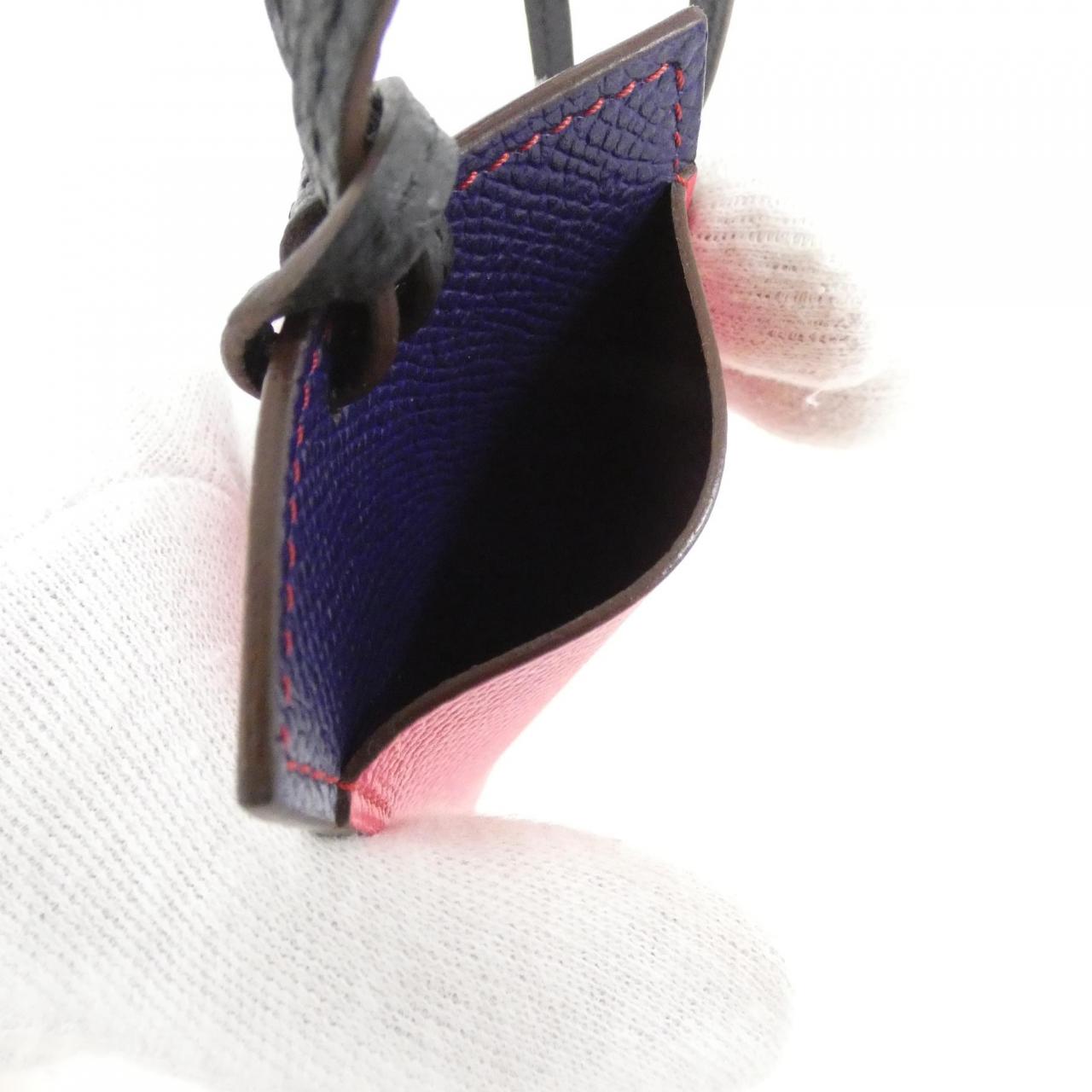 エルメス プティ h エプソム カード ケース