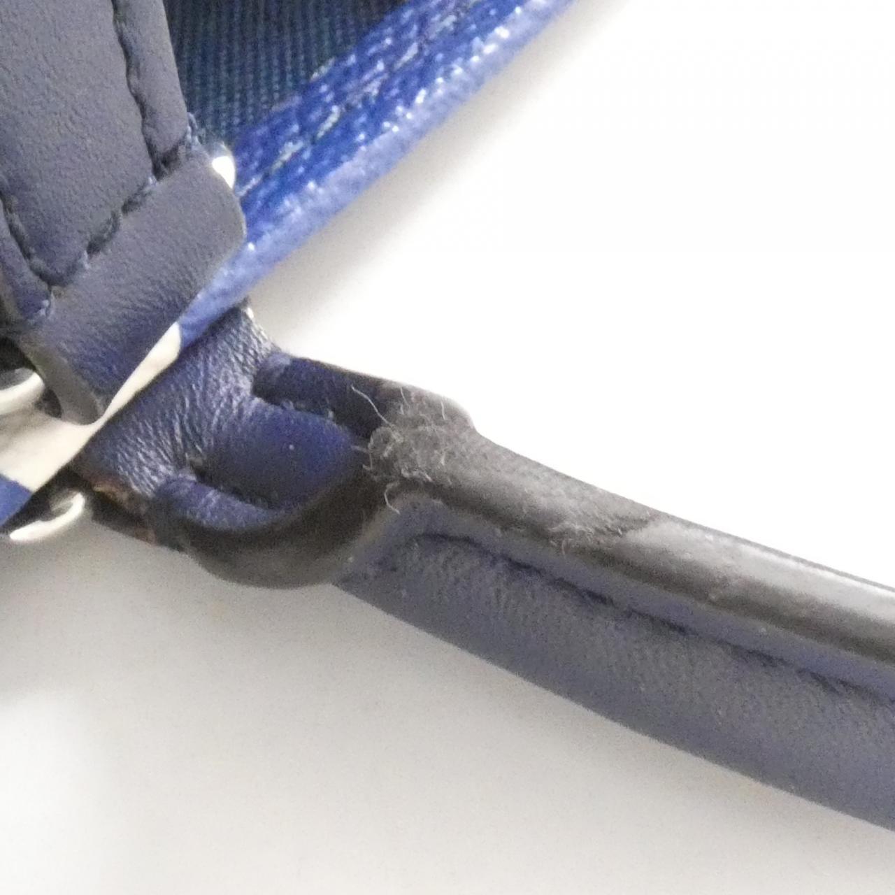 ルイヴィトン LVエスカル オンザゴー コーティングキャンバス トートバッグ