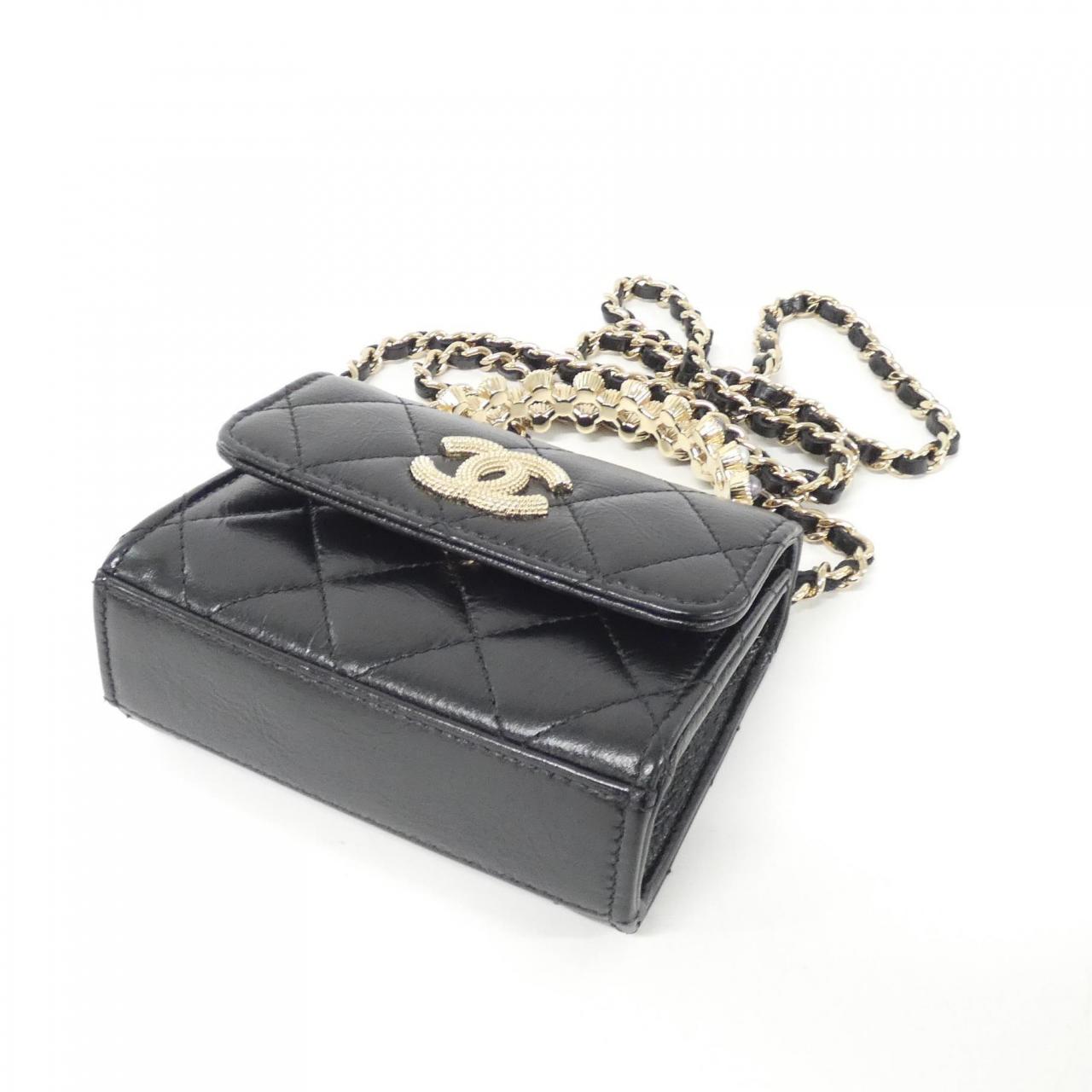 シャネル AP3802 シャイニー クランプル ラム クラッチ バッグ