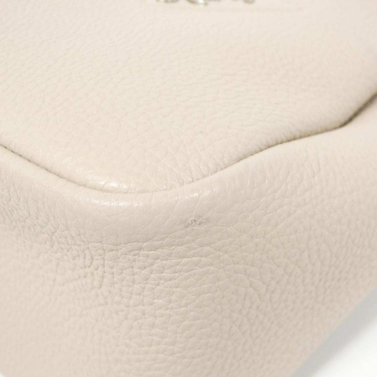 プラダ Vit.Daino Soft ショルダーバッグ