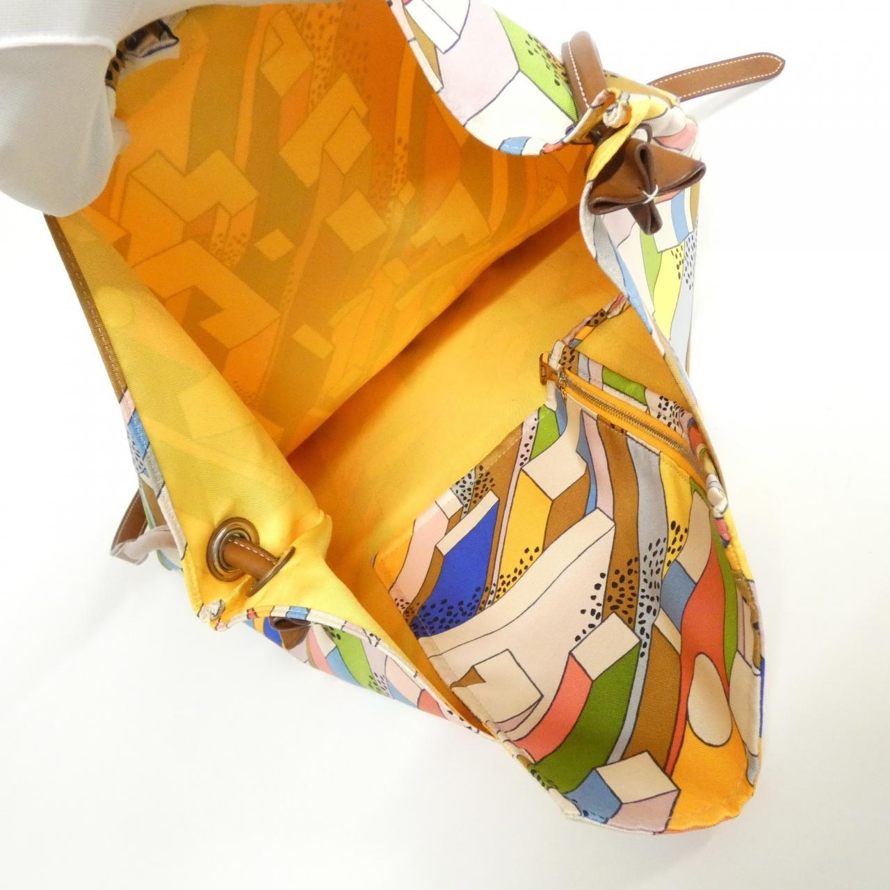 エルメス ON A SUMMER DAY シルク シルキーシティMM ショルダーバッグ