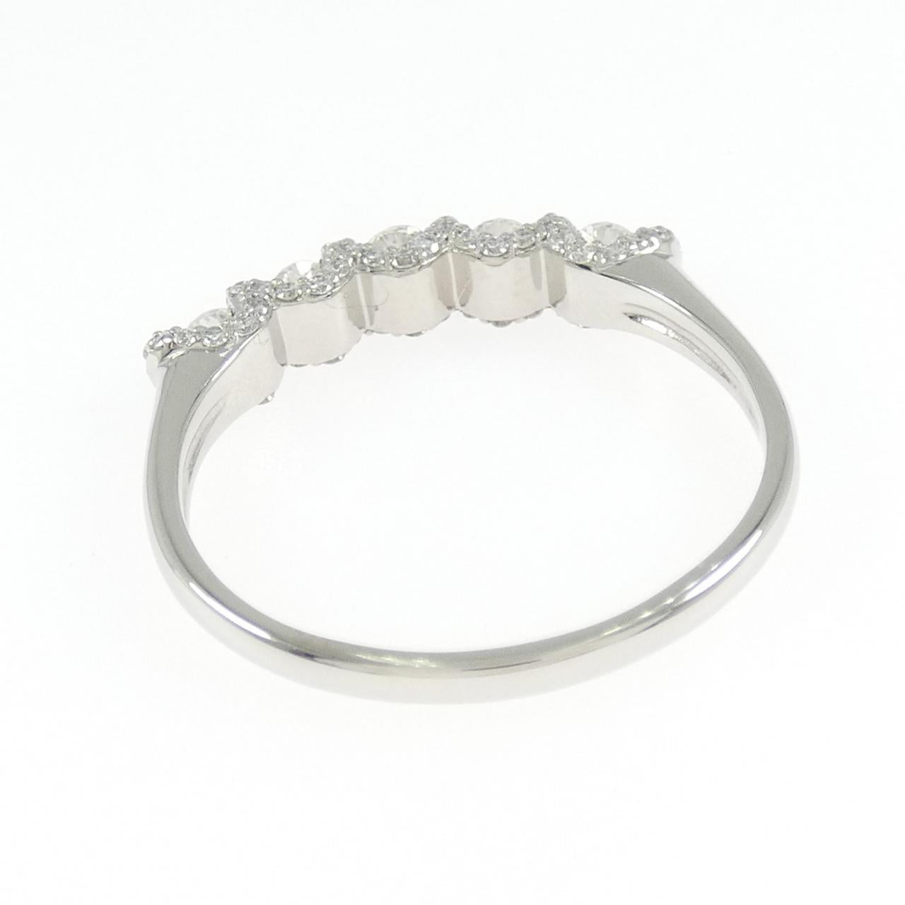 ジーエスティービー プラチナ ダイヤモンド リング