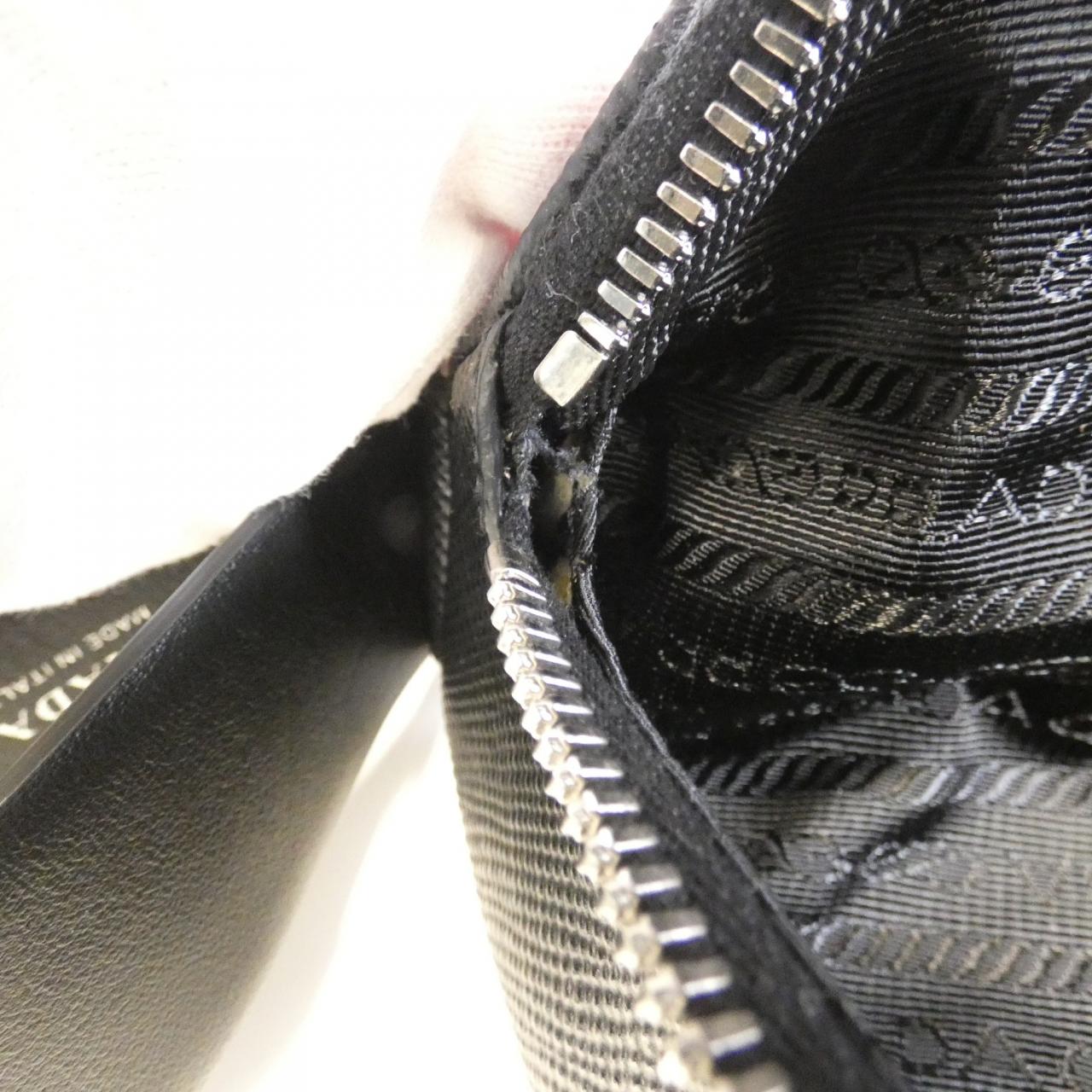 プラダ サフィアーノCuir ウエストバッグ