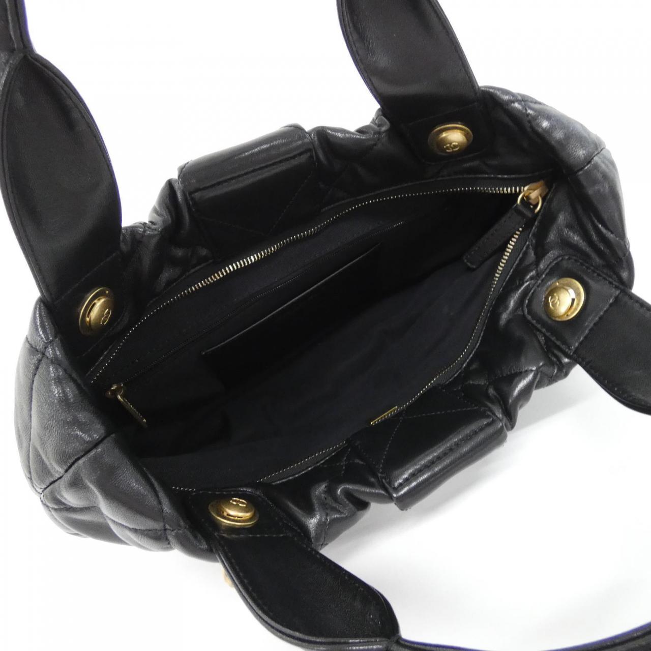 シャネル ラムスキン ショルダーバッグ